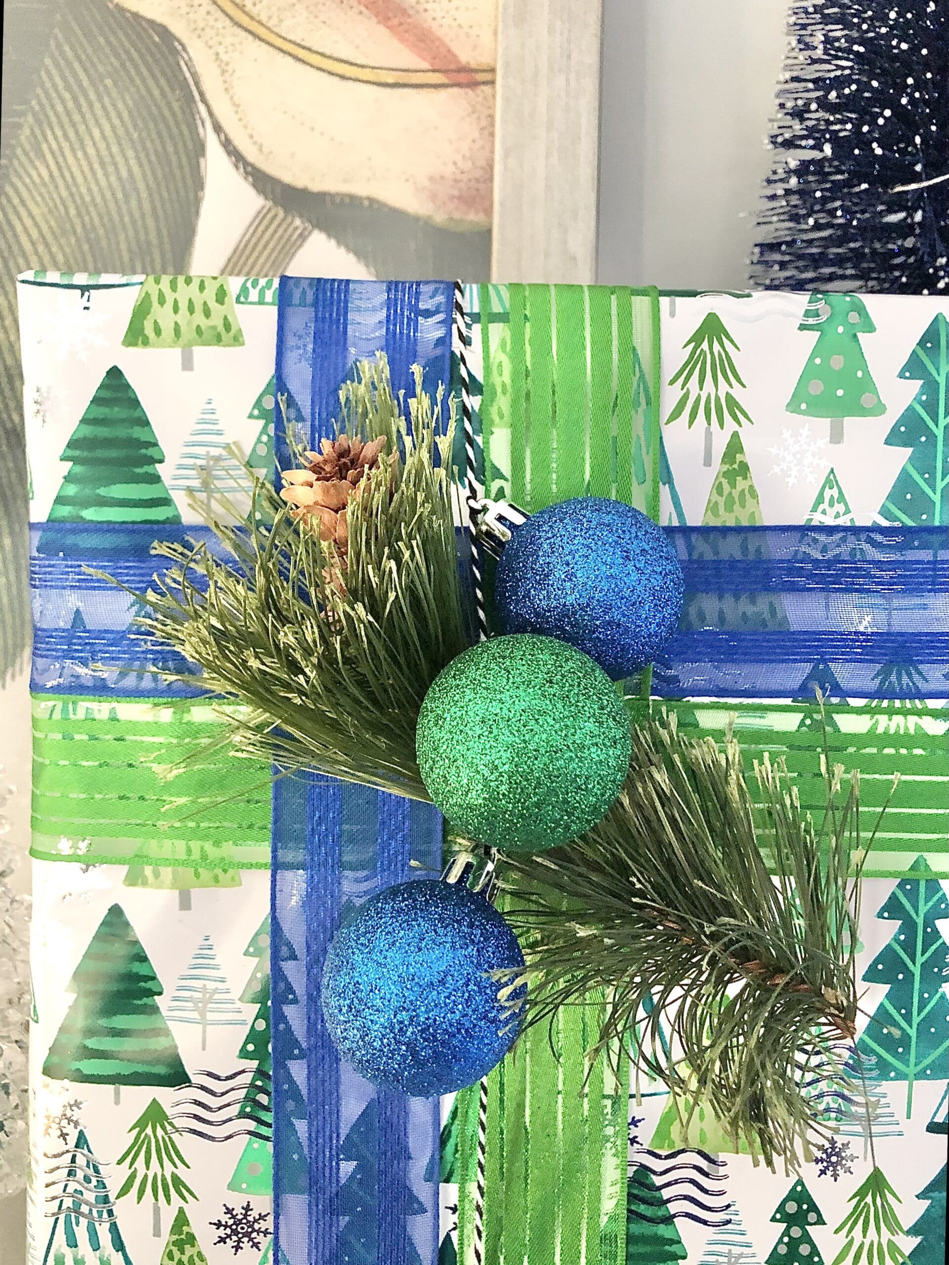 https://www.sonatahomedesign.com/wp-content/uploads/2022/12/Green-and-Blue-Christmas-Gift-Wrap-Idea-Sonata-Home-Design-scaled.jpg