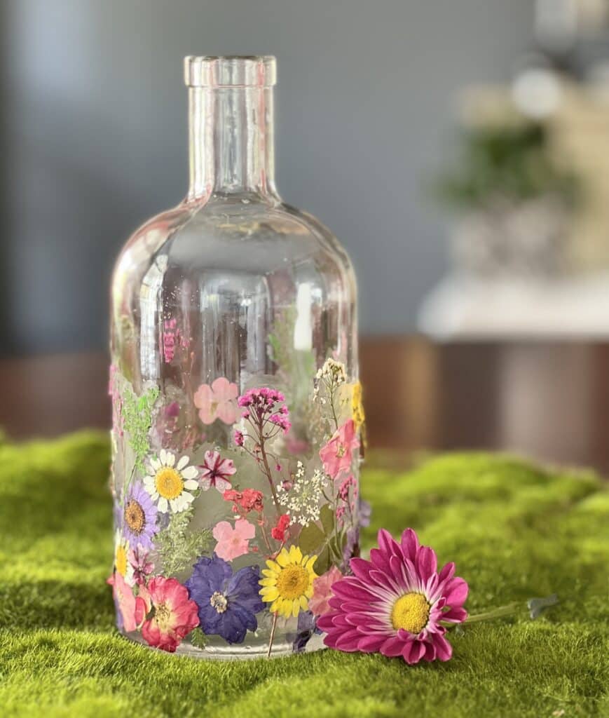 The Easiest Pressed Flower Vase Decor for Your Kitchen - Sonata Home Design
