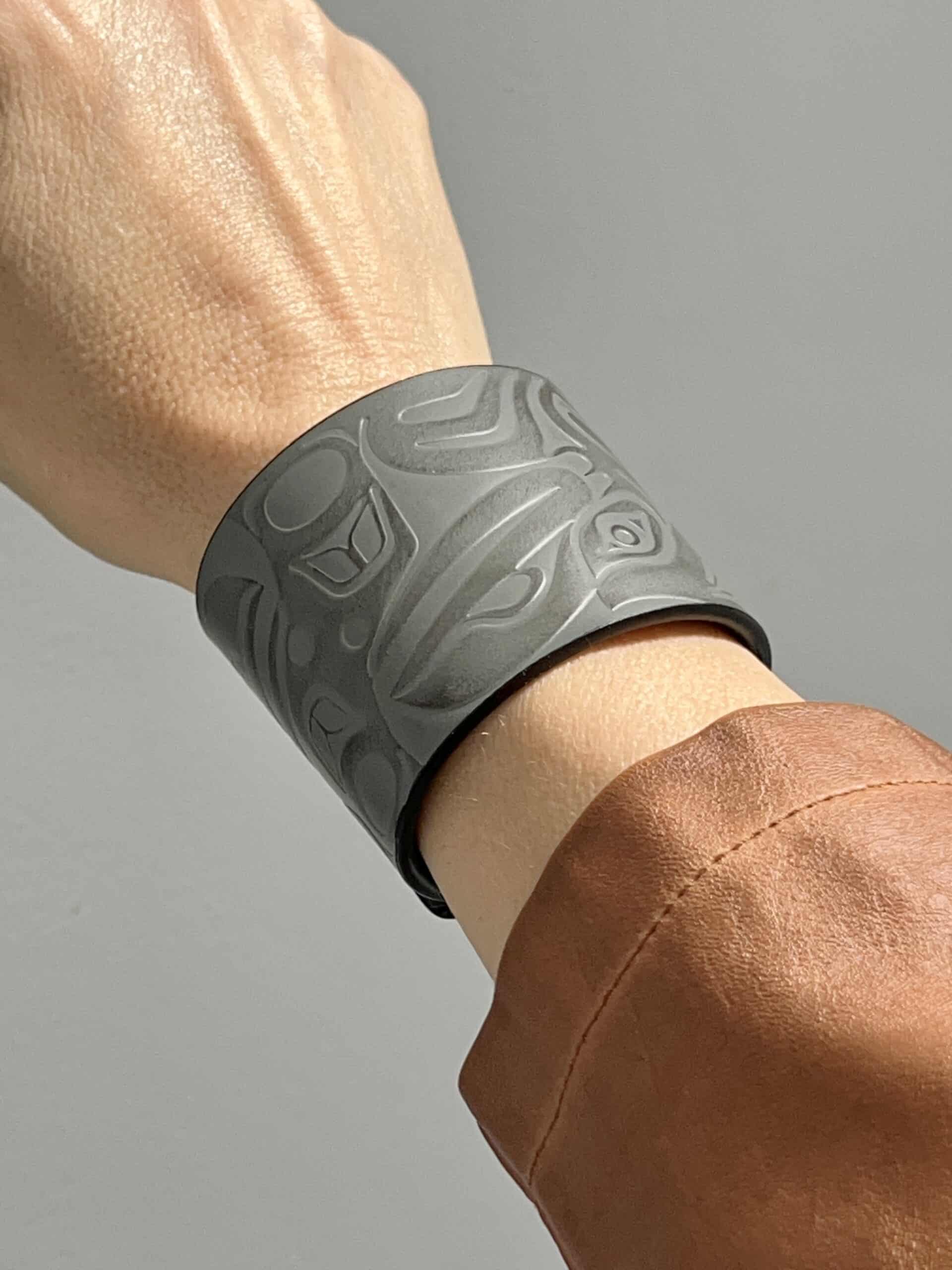 Designer Veg Tan Leather Cuff Wristband in Black With a Bronze Hinge and  Metal Rivetsdesigner Decorative Wristband - Etsy | Leather cuffs, Veg tan  leather, Leather wristbands