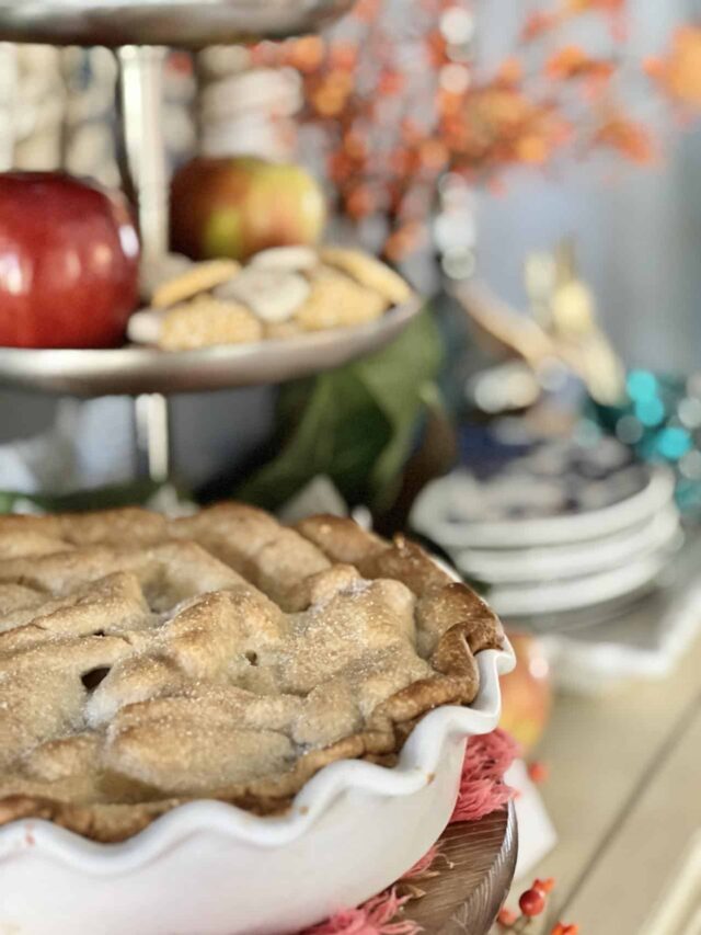 Sweet Thanks: Ideas for a Stunning Thanksgiving Dessert Table