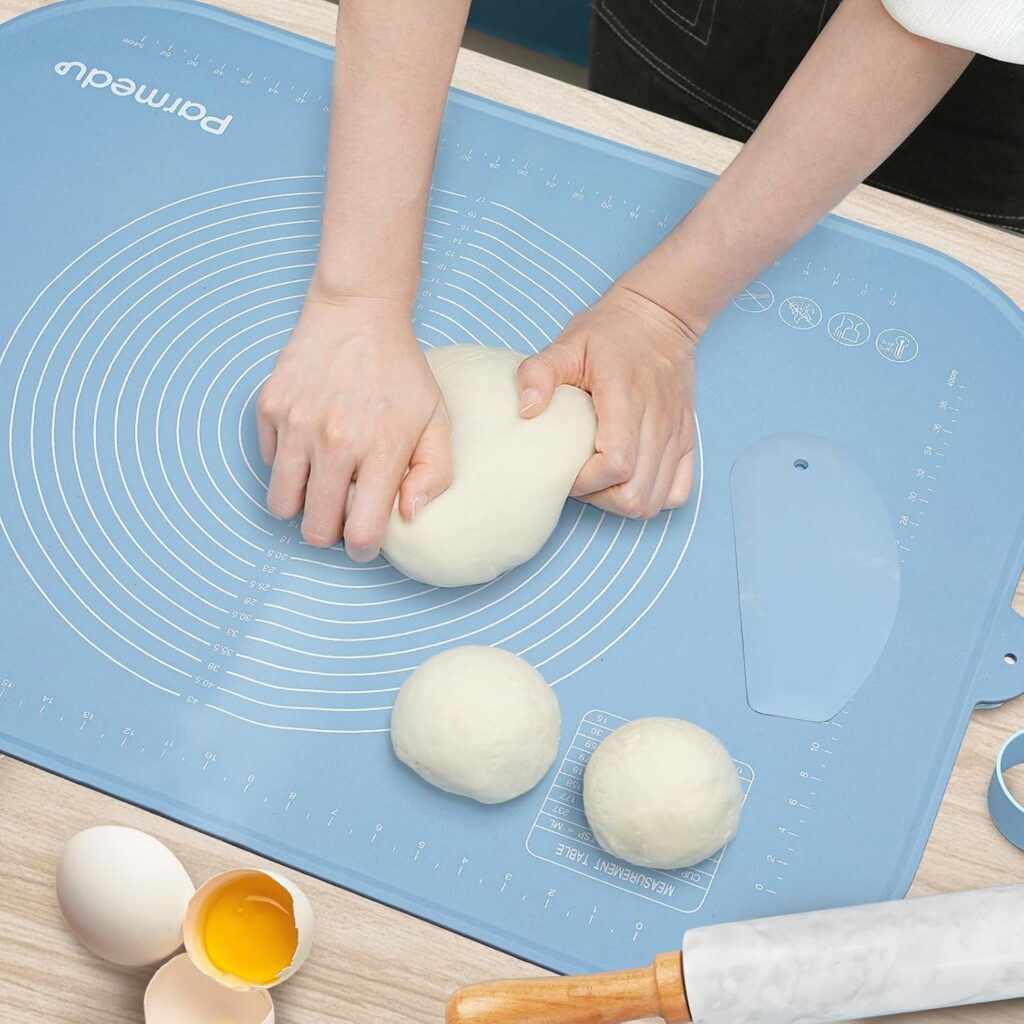 Pastry mat.